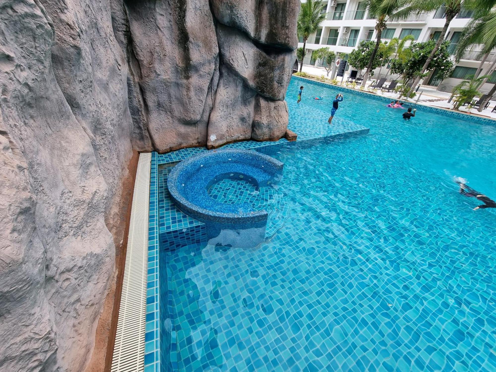Laguna Beach Condo Resort 3 Maldives Pattaya Pool View ลากูน่า บีช คอนโด รีสอร์ต 3 พัทยา Pantai Jomtien Luaran gambar